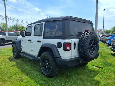Used 2022 Jeep Wrangler Unlimited Sport AWD/4WD image 11