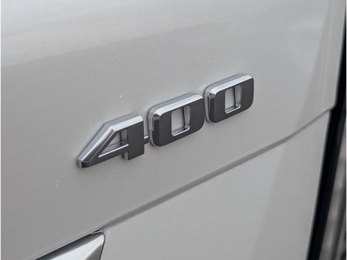 New 2025 Cadillac XT5 Sportv w/ LPO, Blue Accent Package image 9