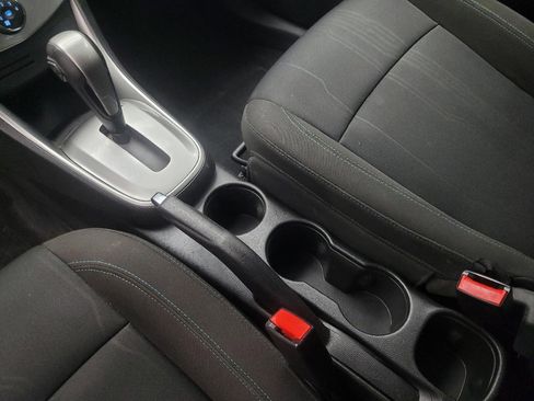 Used 2015 Chevrolet Trax LT FWD image 26
