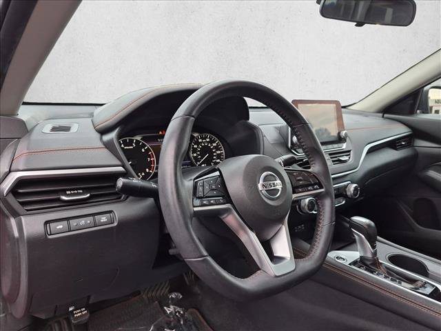 Used 2021 Nissan Altima 2.5 SR FWD image 10