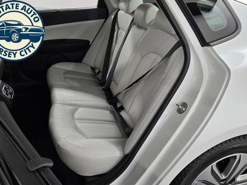Used 2017 Kia Optima EX w/ Technology Package FWD image 30
