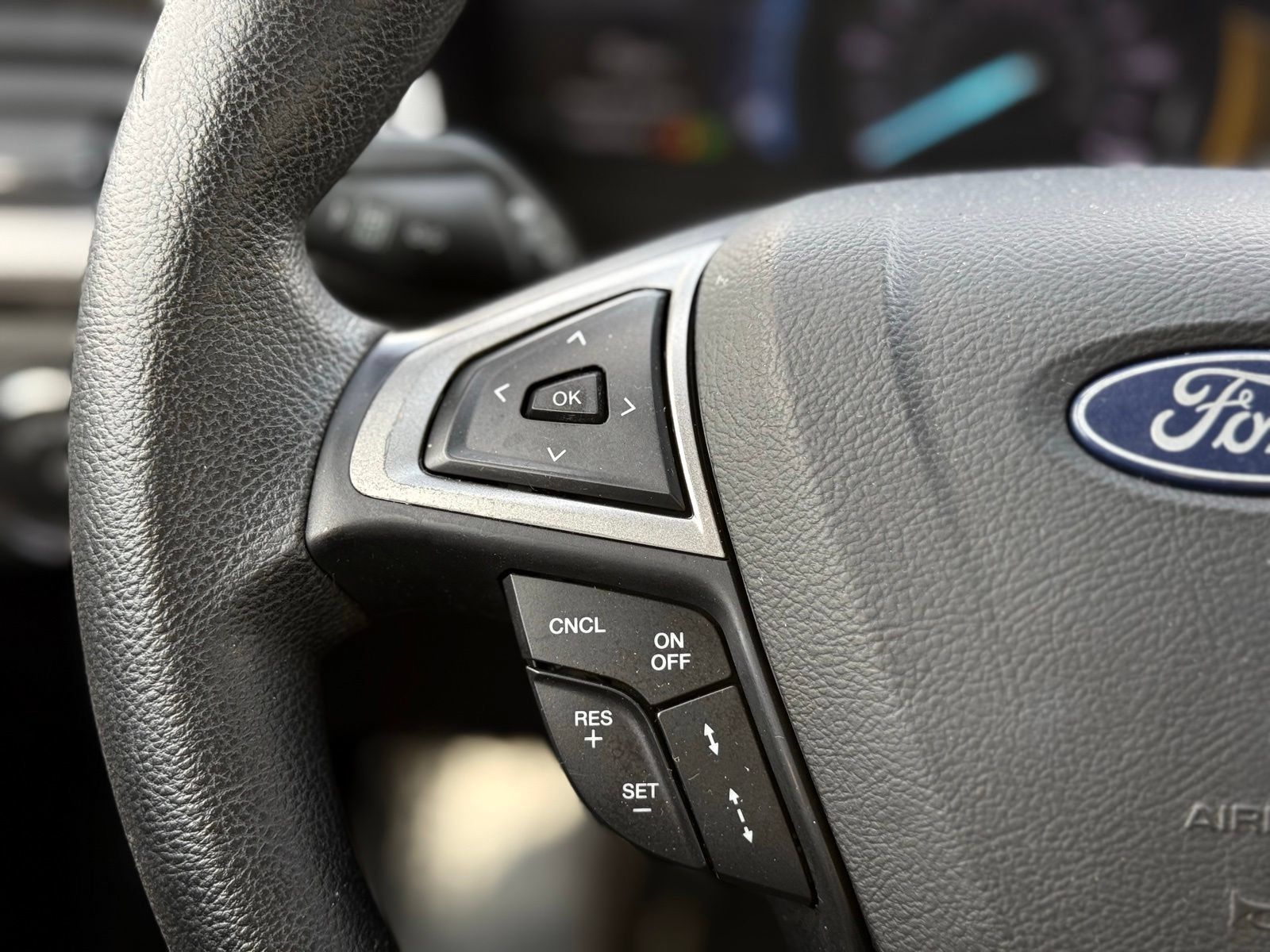 Used 2019 Ford Fusion SE FWD image 26