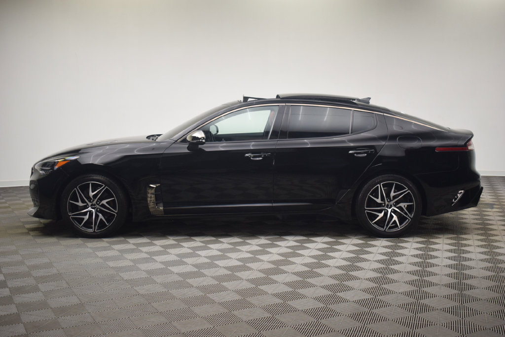 Used 2022 Kia Stinger GT-Line w/ Sun & Sound Package AWD/4WD image 9