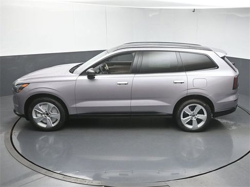 New 2026 Volvo EX90 Plus image 42