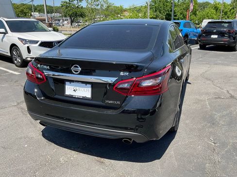 Used 2018 Nissan Altima 2.5 SR FWD image 6