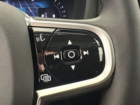 New 2026 Volvo XC60 B5 Ultra w/ Protection Package Premier image 14