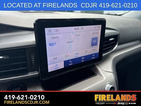 Used 2023 Ford Explorer XLT w/ Equipment Group 202A AWD/4WD image 28