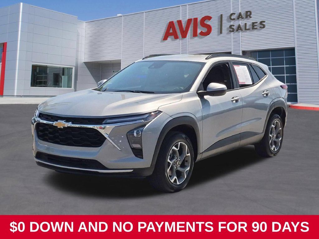 Used 2025 Chevrolet Trax LT w/ LT Convenience Package FWD image 1