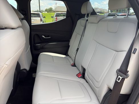 Certified 2026 Hyundai Santa Cruz SEL FWD image 17