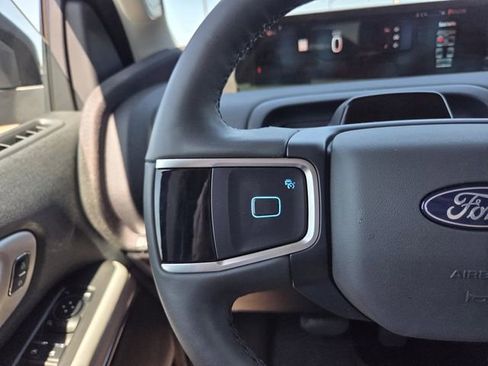 New 2026 Ford Expedition Active RWD image 21