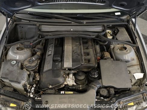 Used 2004 BMW 325Ci Coupe image 4