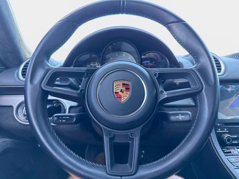 Used 2020 Porsche 718 Cayman GT4 image 24