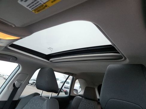 Used 2021 Toyota RAV4 XLE w/ Convenience Package image 17