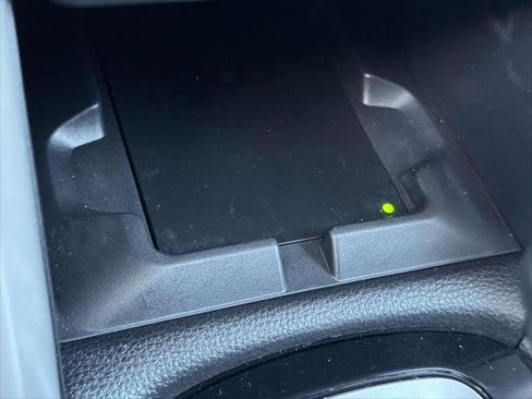 Certified 2024 Toyota Corolla Cross XSE image 20