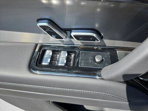 New 2026 Land Rover Range Rover Sport Dynamic SE AWD/4WD image 26