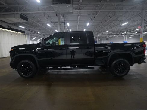 Used 2025 Chevrolet Silverado 2500 LT w/ Trail Boss Package AWD/4WD image 23