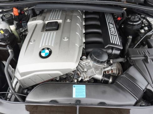 Used 2006 BMW 325i Sedan RWD image 28