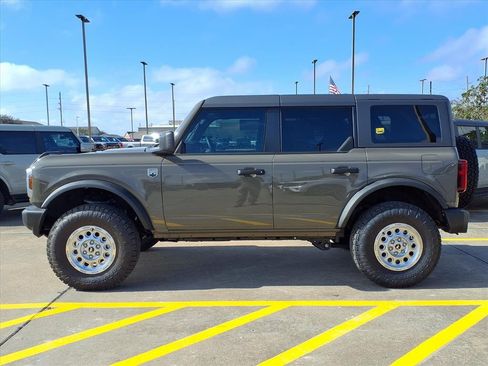 New 2025 Ford Bronco Big Bend image 3