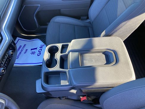 Used 2025 Chevrolet Silverado 1500 LT image 24