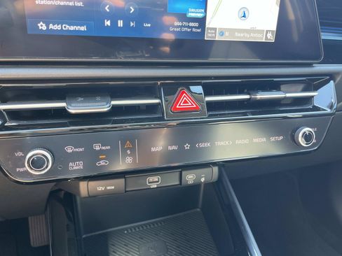 Used 2024 Kia Niro Wind FWD image 37