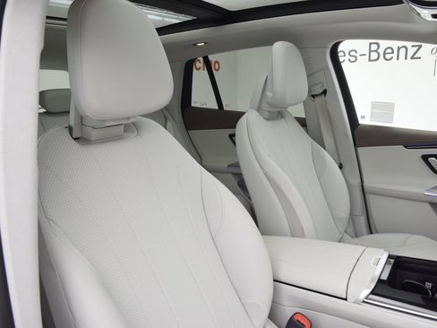 Certified 2023 Mercedes-Benz EQE 350+ 4MATIC SUV image 17