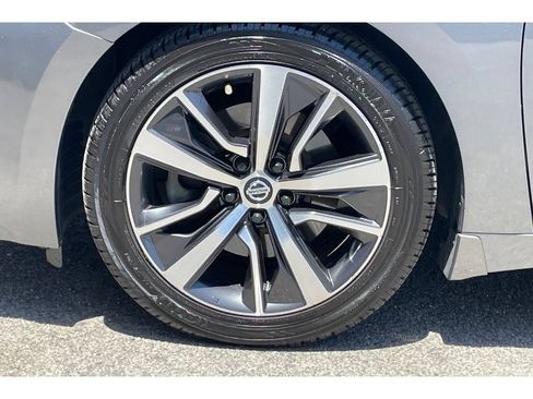 Used 2019 Nissan Maxima 3.5 S FWD image 38