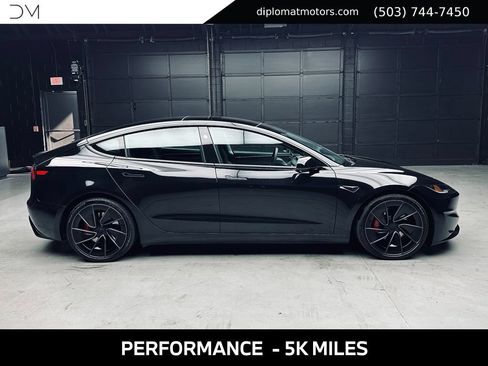 Used 2025 Tesla Model 3 Performance AWD/4WD image 8