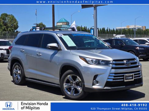 Used 2018 Toyota Highlander Limited Platinum AWD/4WD image 1