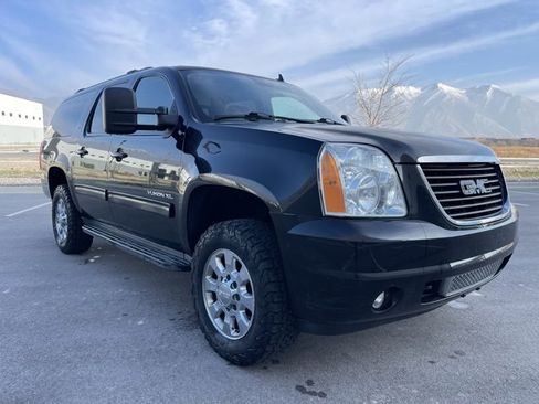 Used 2013 GMC Yukon XL 2500 SLT image 6