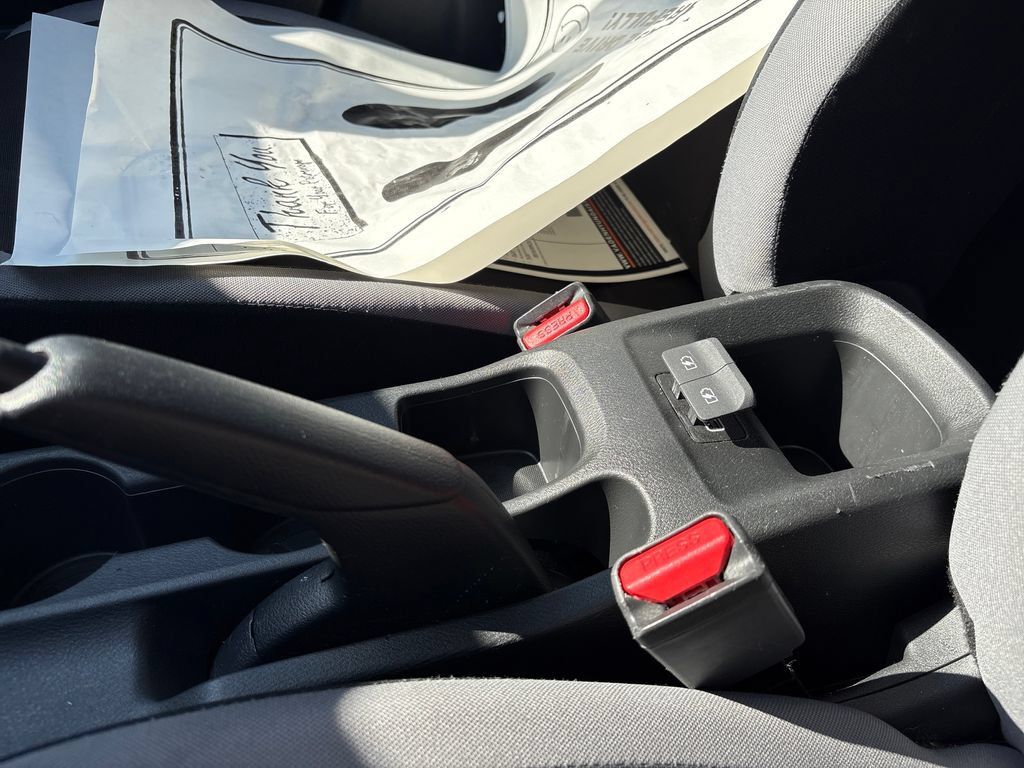 Used 2025 Nissan Versa S FWD image 24