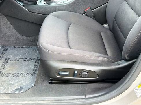 Used 2023 Chevrolet Malibu RS FWD image 18