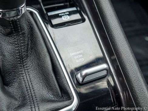 Used 2024 Jeep Compass Latitude image 18