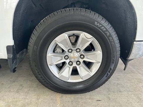 Used 2023 Chevrolet Silverado 1500 LT RWD image 25