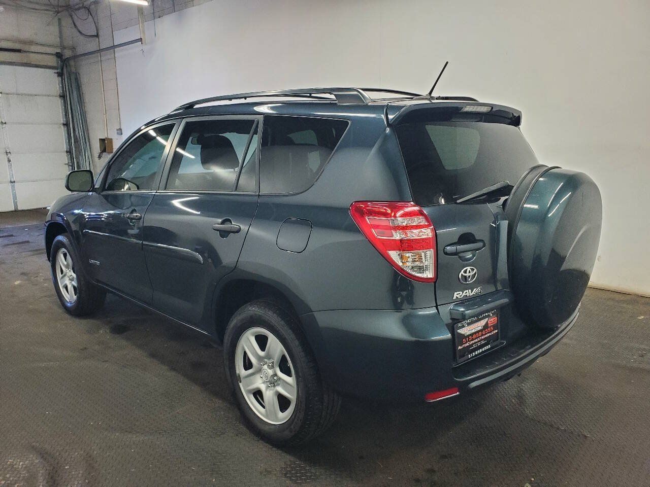 Used 2011 Toyota RAV4 4WD w/ Base L4 Extra Value Pkg image 5
