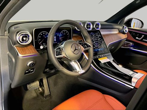 New 2026 Mercedes-Benz GLC 300 4MATIC image 9