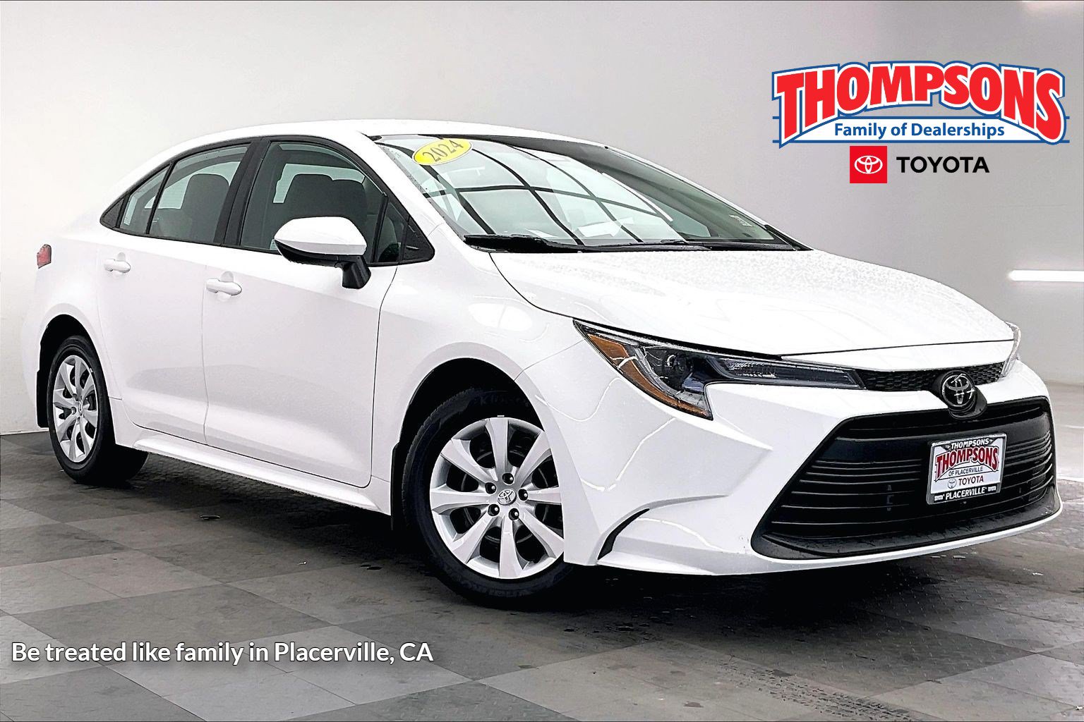 Used 2024 Toyota Corolla LE FWD image 1