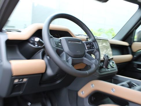 New 2026 Land Rover Defender 110 S AWD/4WD image 12