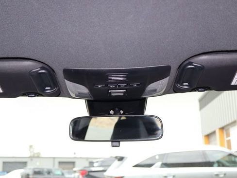 Used 2020 Toyota Corolla SE image 27