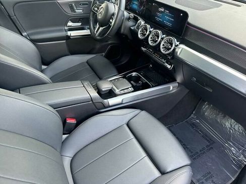 Certified 2023 Mercedes-Benz EQB 300 4MATIC image 20