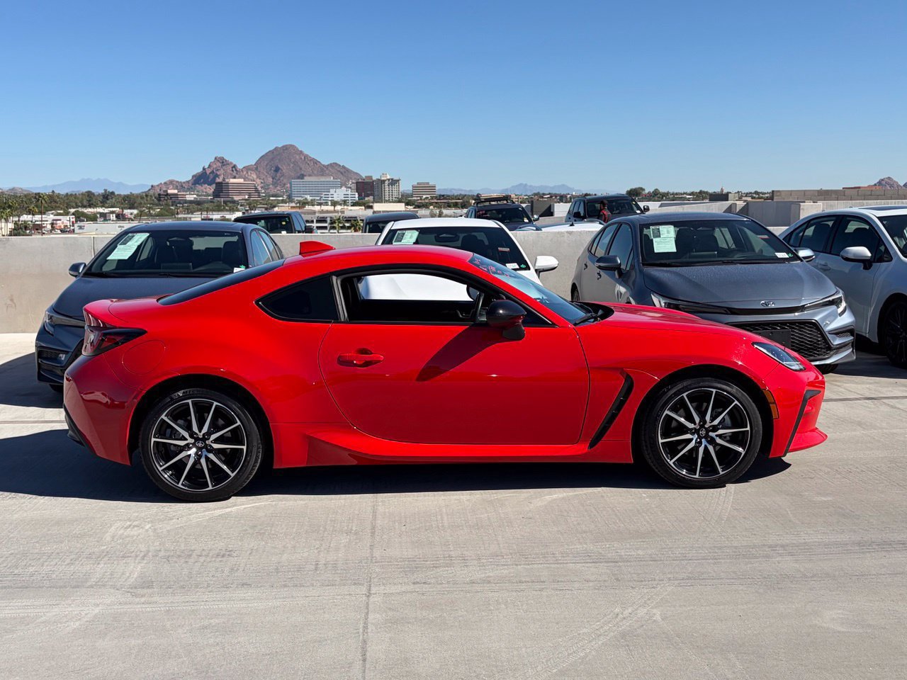 Used 2024 Toyota GR86 RWD image 3