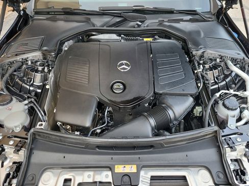 Certified 2023 Mercedes-Benz C 300 4MATIC Sedan image 28