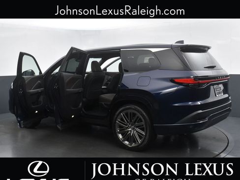 Used 2025 Lexus TX 350 AWD w/ Technology Package image 37