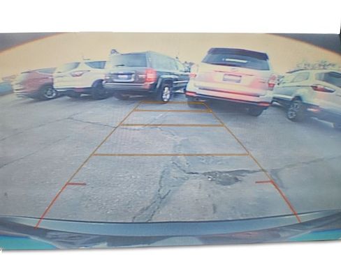 Used 2021 Buick Encore Preferred image 30