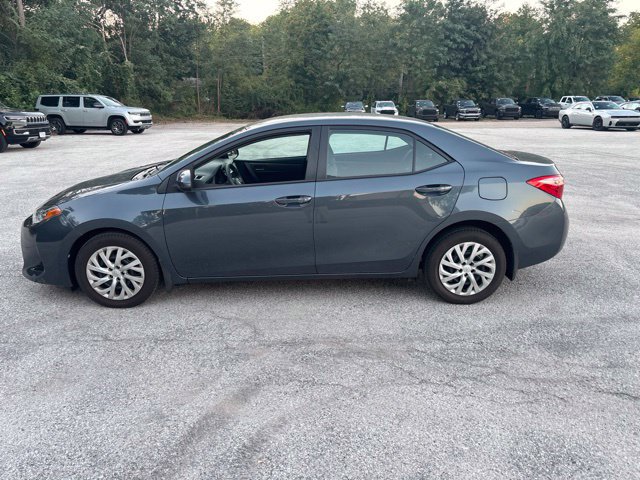 Used 2017 Toyota Corolla LE w/ Carpet Mat Package (TMS) FWD image 7