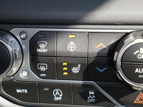 Used 2024 Jeep Wrangler Sahara w/ Technology Group image 4