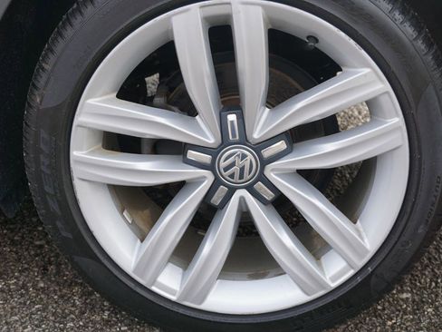 Used 2017 Volkswagen Passat 1.8T SE FWD image 10