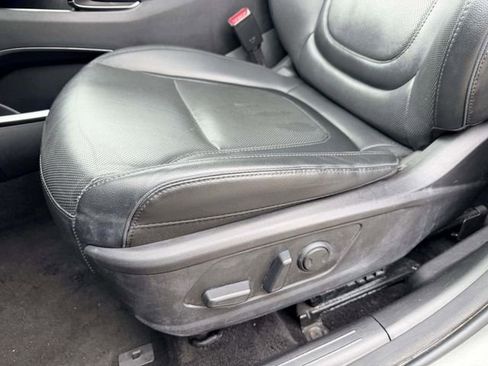 Used 2024 Hyundai Tucson Limited image 15