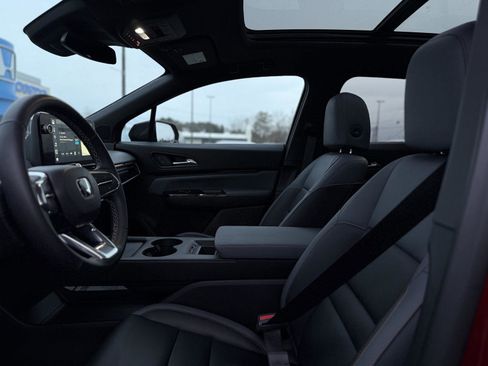 Certified 2024 Honda Prologue Touring image 12