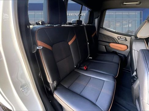 Used 2025 GMC Canyon AT4 AWD/4WD image 20