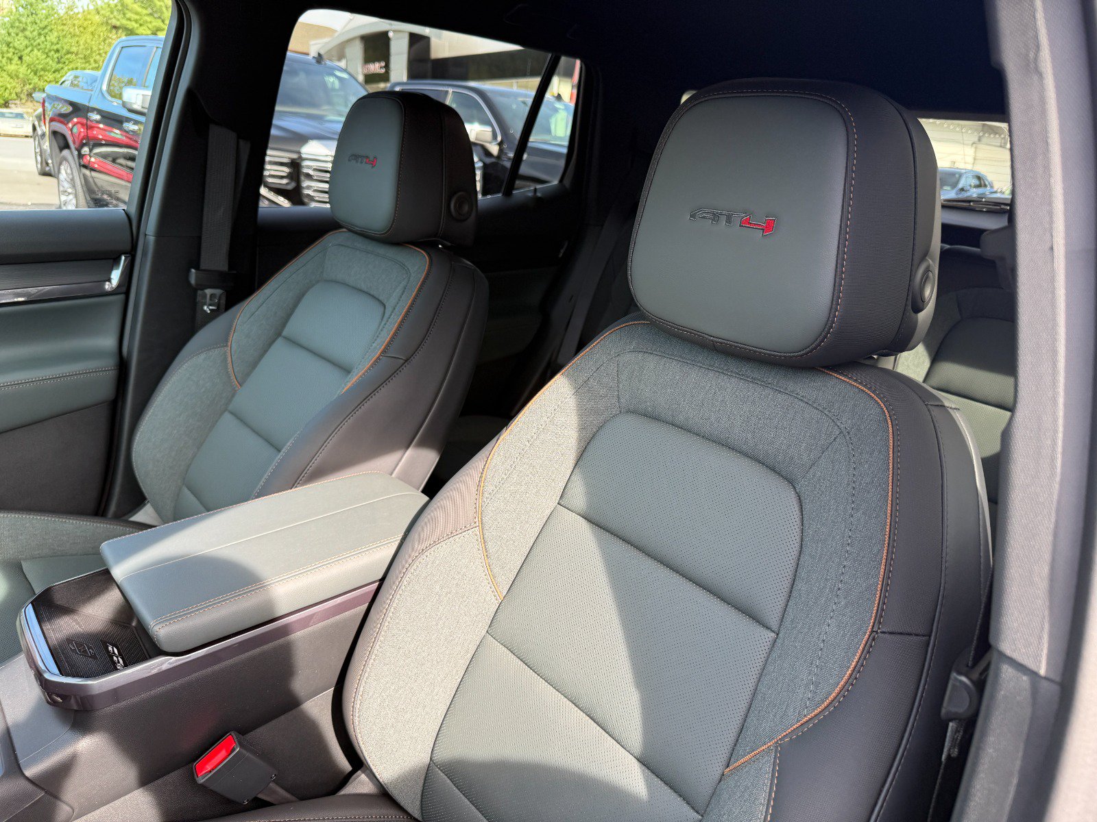 New 2027 GMC Terrain AT4 AWD/4WD image 14
